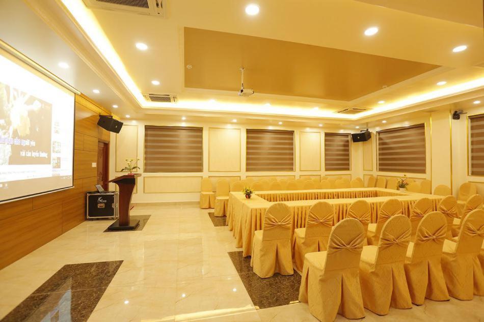 Hung Thanh Airport - Gan Sieu Thi Vincom Cidade de Ho Chi Minh
