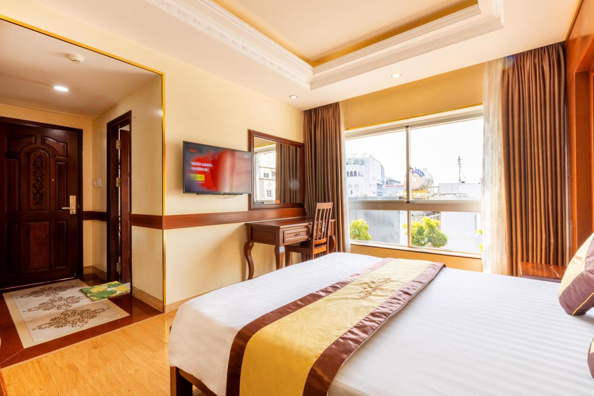 Hung Thanh Airport - Gan Sieu Thi Vincom Hotel 3*